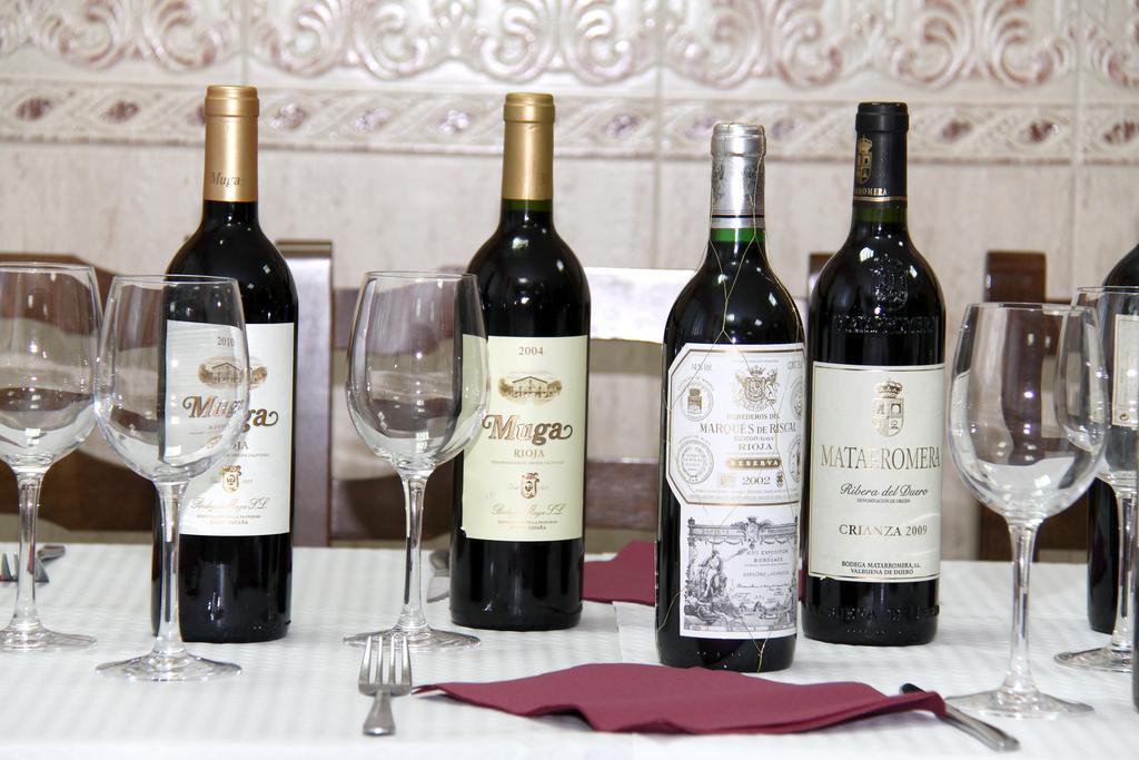 Hostal Restaurante La Masia Vila-real Bagian luar foto